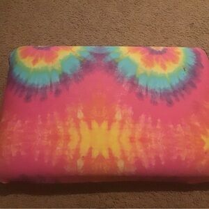squishy,tye-dye pillow and pillow case
